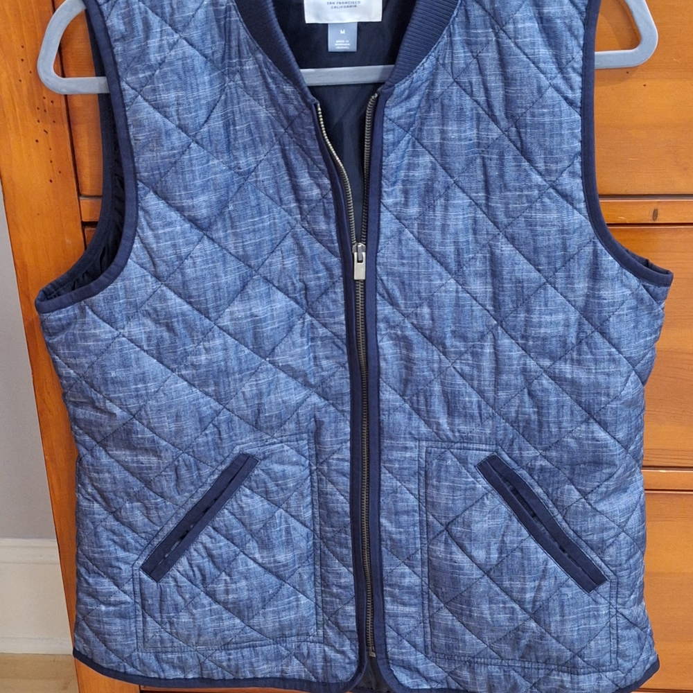 Old Navy Quilted Navy Vest